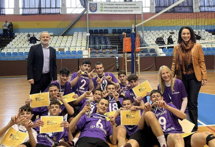 Πρωταθλήτρια η ομάδα πετοσφαίρισης του Λυκείου Κρηνίδων στους σχολικούς αγώνες της Π.Ε. Καβάλας