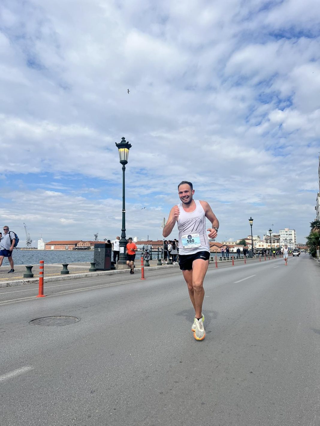 Ο Νίκος Λαφτσίδης τερμάτισε 3ος στην κατηγορία του και 12ος στη γενική κατάταξη στον 18ο διεθνή μαραθώνιο “Μέγας Αλέξανδρος”