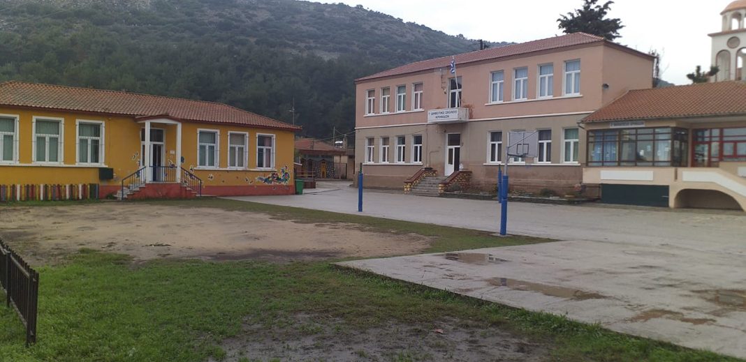 Σεμινάριο Πρώτων Βοηθειών από το ΕΚΑΒ στο 1ο Δημοτικο Σχολείο Κρηνίδων την Τρίτη