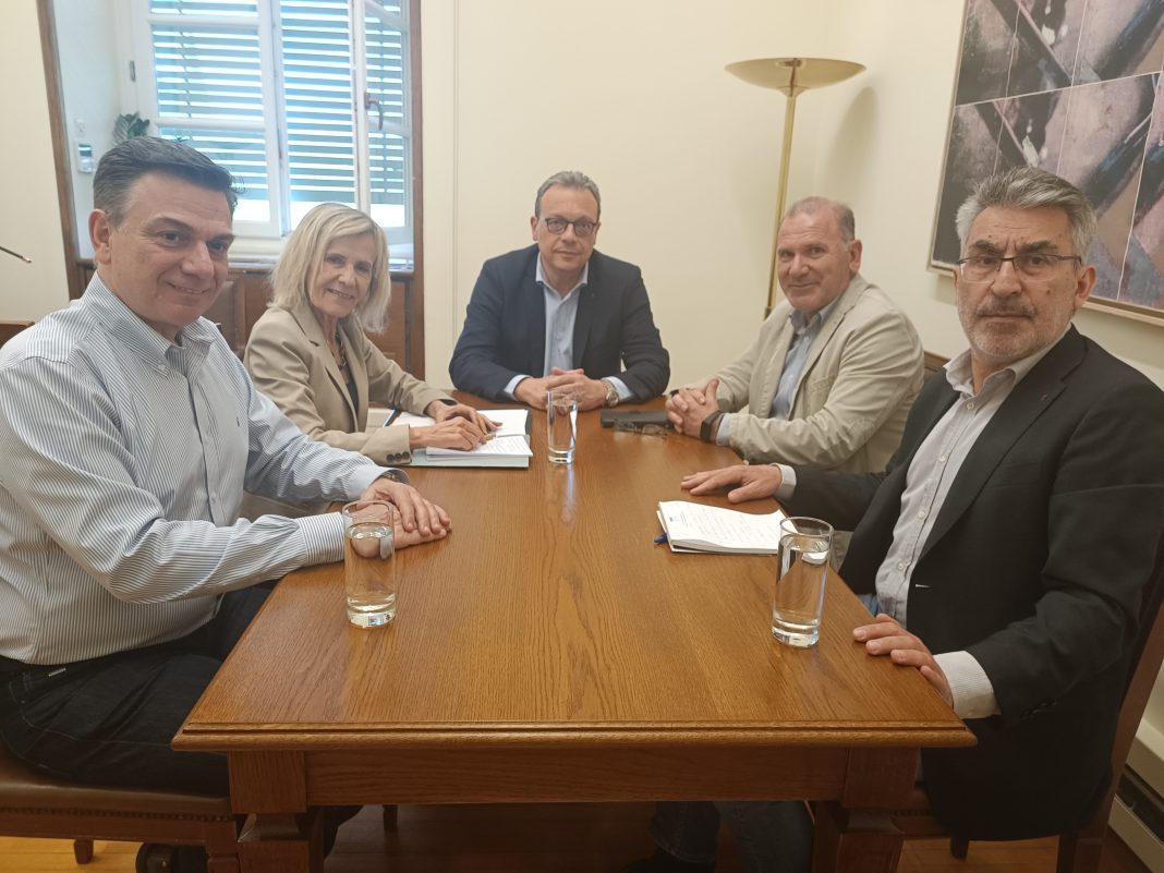 Συνάντηση του Επικεφαλής της Ανεξάρτητης Ενωτικής Πρωτοβουλίας με ΣΥΡΙΖΑ και Νέα Αριστερά