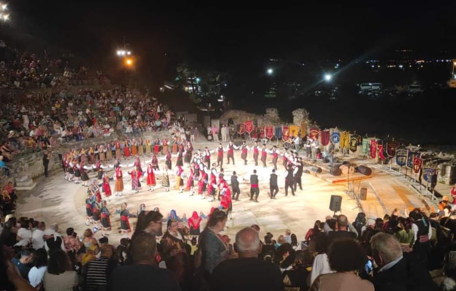 Αποχωρεί από την φετινή διοργάνωση της χορευτικής συνάντησης “Στα βήματα του Αποστόλου Παύλου” ο Πολιτιστικός Σύλλογος Φιλίππων