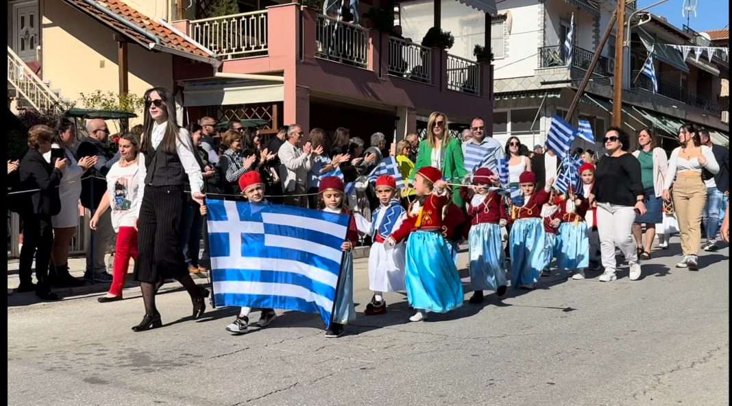 Εορτάστηκε με κάθε επισημότητα η 28η Οκτωβρίου στις Κρηνίδες