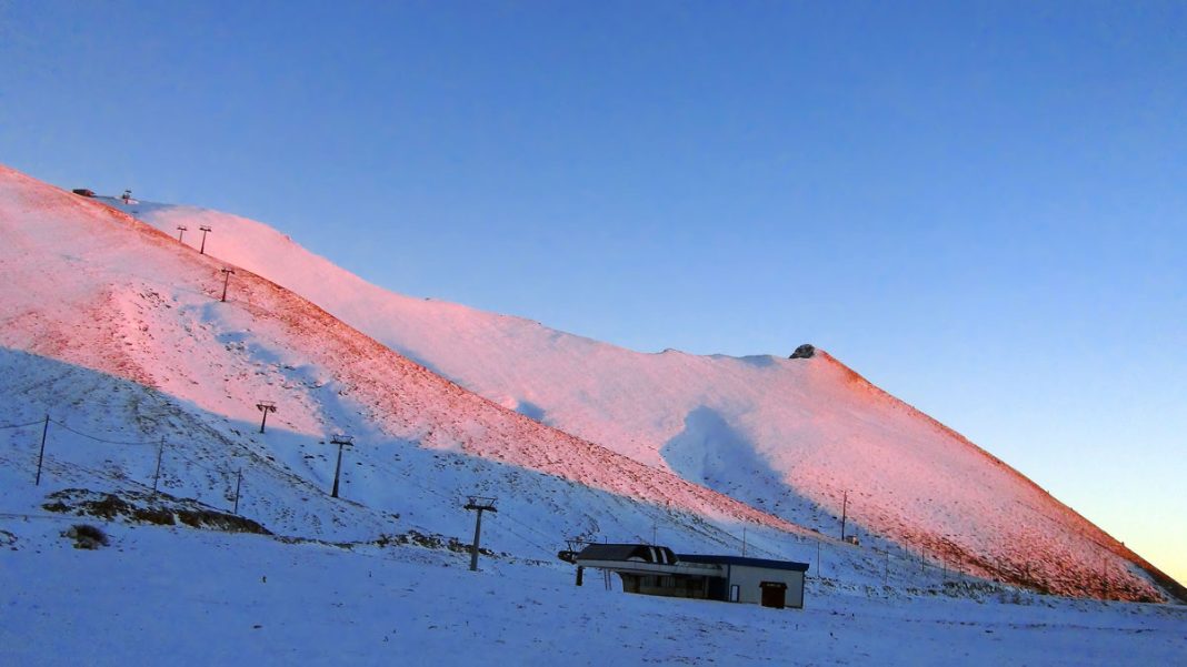 Ανεξάρτητη Ενωτική Πρωτοβουλία: Μακροπρόθεσμη στρατηγική αξιοποίησης του Χιονοδρομικού Κέντρου Φαλακρού και διασφάλιση βιωσιμότητάς του