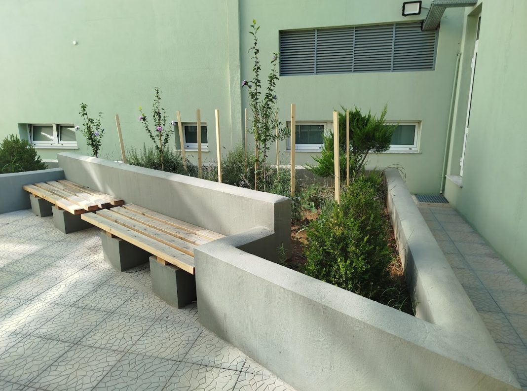 Το Γυμνάσιο Κρηνίδων ευχαριστεί την εταιρεία “Πριονιστήριο Κιοσέ” για τη δωρεά