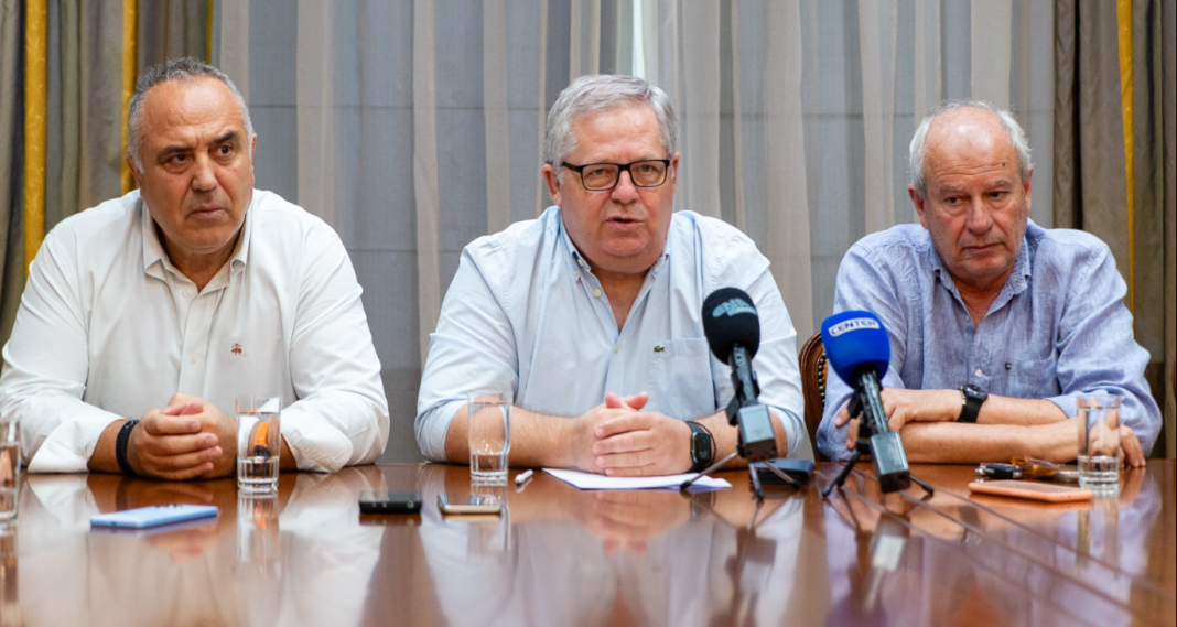 Καταργήθηκαν οι πρωινές πτήσεις από και προς την Αθήνα κι έδωσαν συνέντευξη τύπου